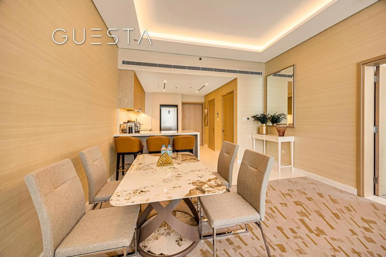 The Palm Tower, Nakheel Mall, Palm Jumeirah Dubai Apartment